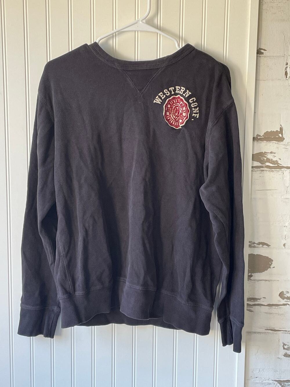 Old navy men's long sleeve western conference black shirt size large
